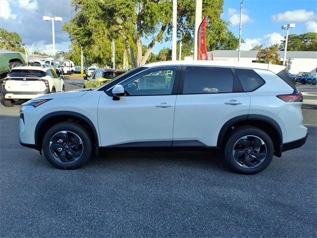 2026 Nissan Rogue SV photo 3