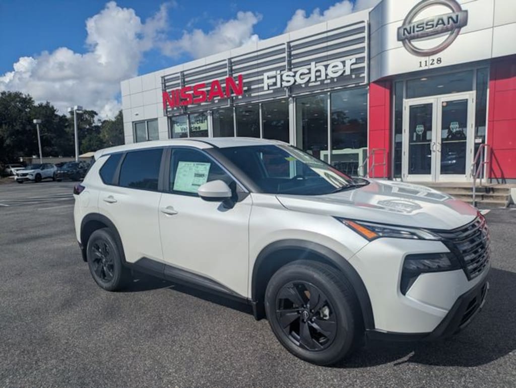 New 2026 Nissan Rogue SV SUV