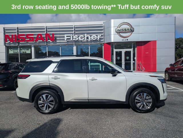 2026 Nissan Pathfinder SL - Photo 3