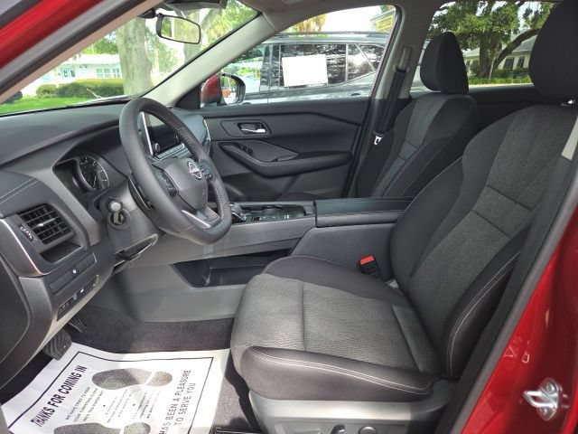 2026 Nissan Rogue SV - Photo 13
