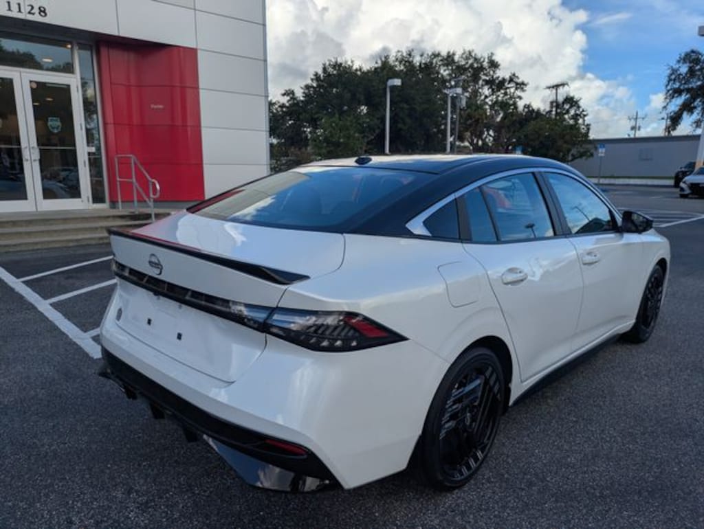 New 2027 Nissan Sentra SR Sedan