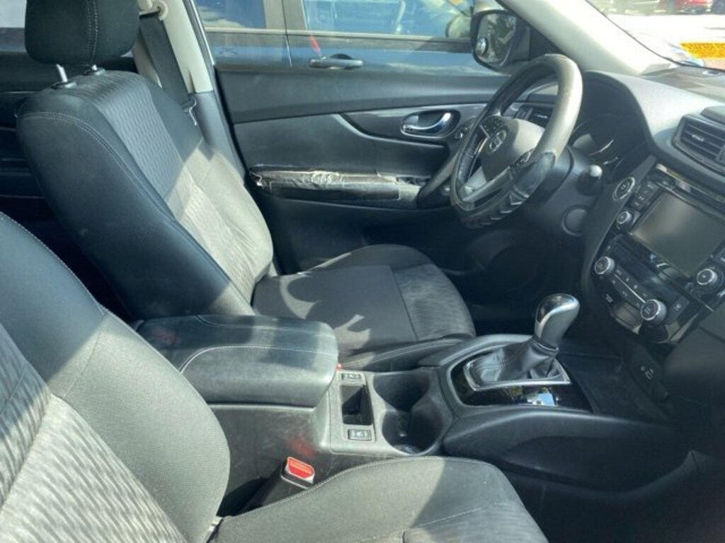 Used 2020 Nissan Rogue SV FWD SV