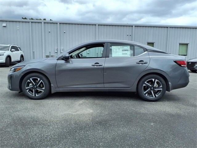 2025 Nissan Sentra SV photo 4