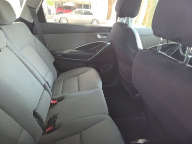 2014 Hyundai Santa Fe GLS - Photo 7