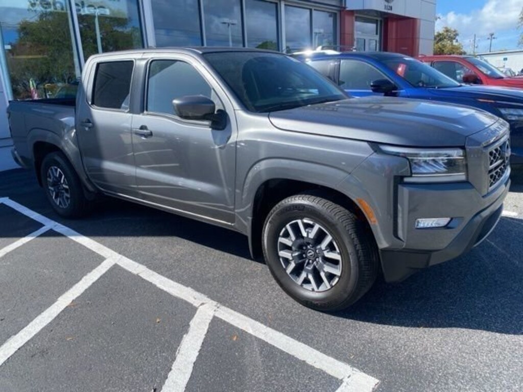 Certified 2024 Nissan Frontier SL Crew Cab 4x2 SL
