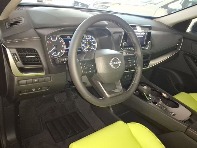 2026 Nissan Rogue SV - Photo 13