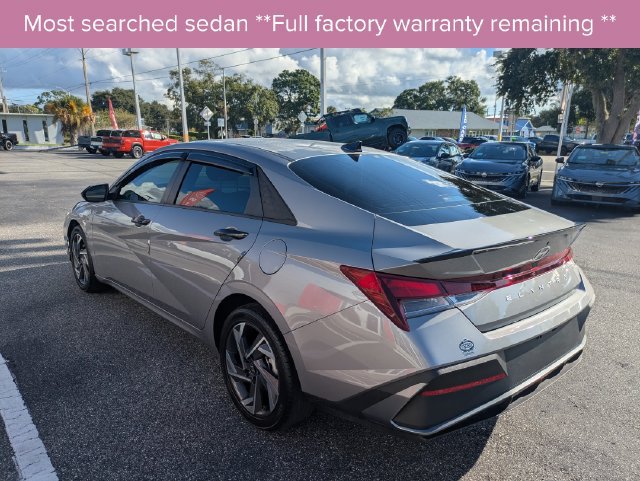 2025 Hyundai Elantra SEL - Photo 6