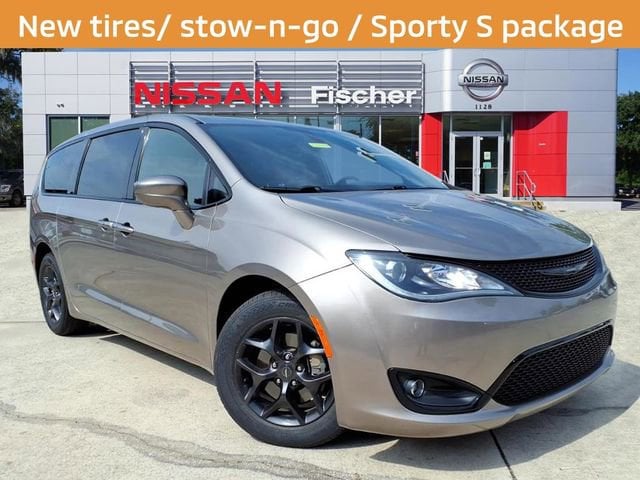 2018 Chrysler Pacifica Touring Plus