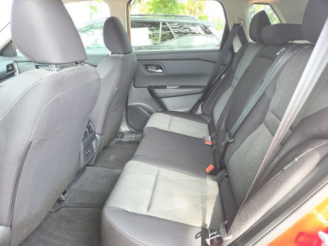 2026 Nissan Rogue SV - Photo 14