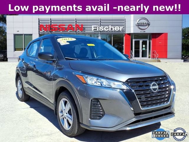 2025 Nissan KICKS PLAY Base