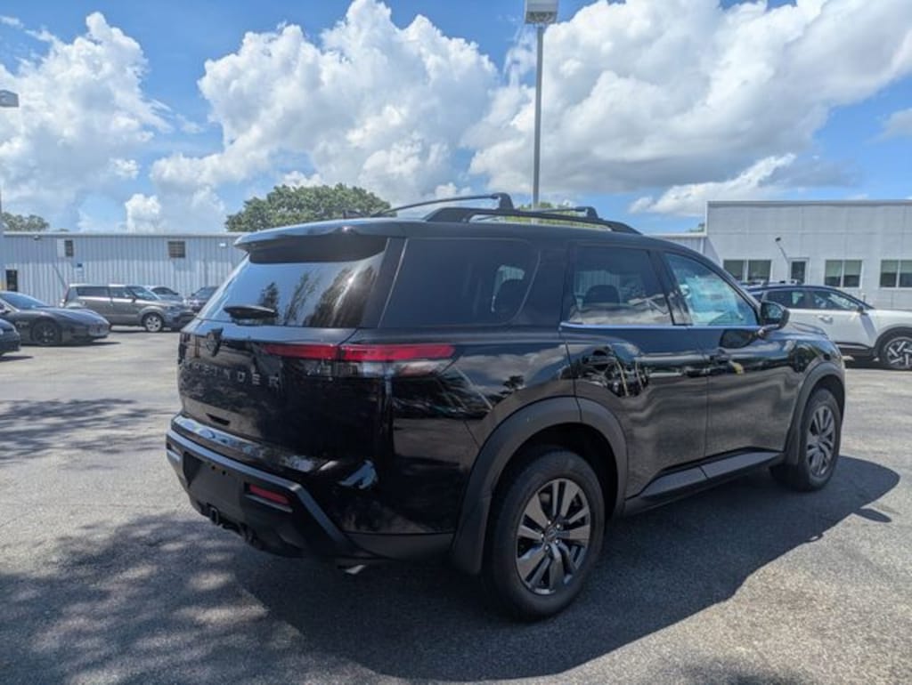 New 2026 Nissan Pathfinder SV SUV