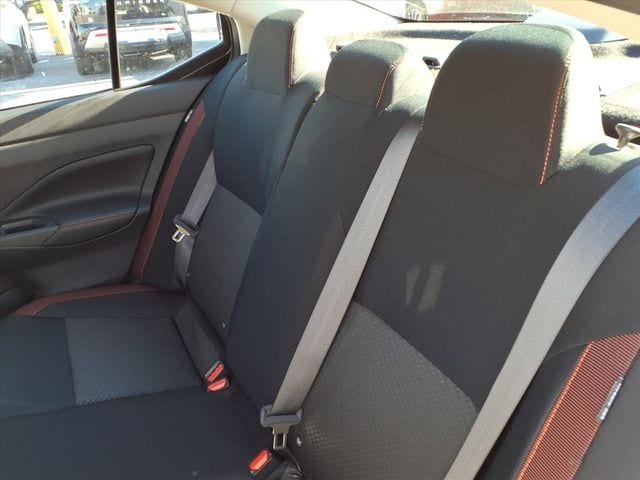 2025 Nissan Versa Sedan SR - Photo 18