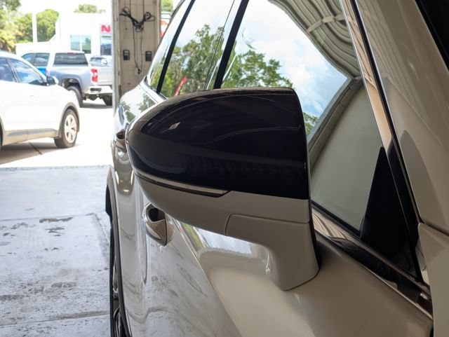 2023 INFINITI QX60 LUXE - Photo 12