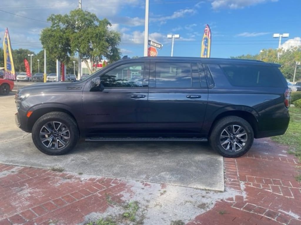 Used 2023 Chevrolet Suburban Z71 4WD  Z71