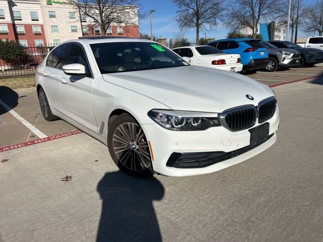 2019 BMW 5 Series 540i's photo