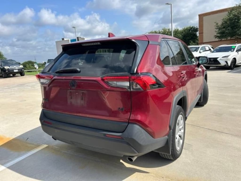 Used 2023 Toyota RAV4 LE SUV