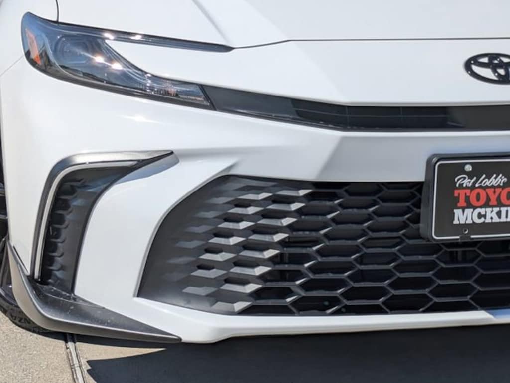 New 2026 Toyota Camry SE Sedan