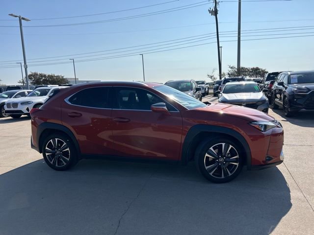 Used 2019 Lexus UX 200 with VIN JTHY3JBH1K2010531 for sale in Mckinney, TX