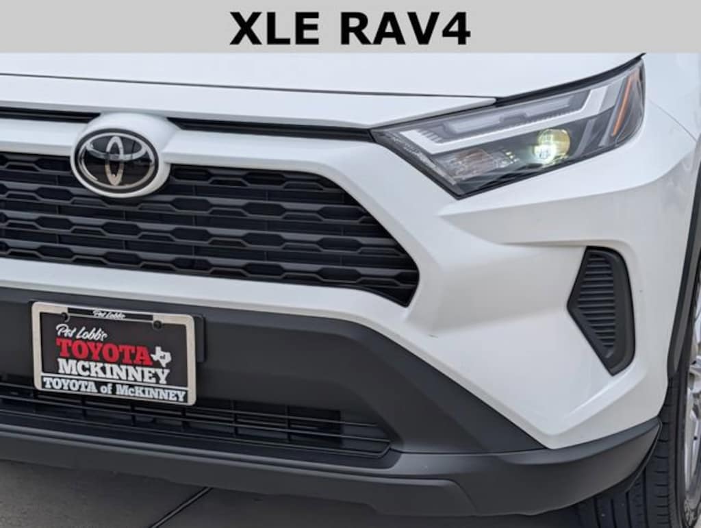 Used 2025 Toyota RAV4 XLE SUV