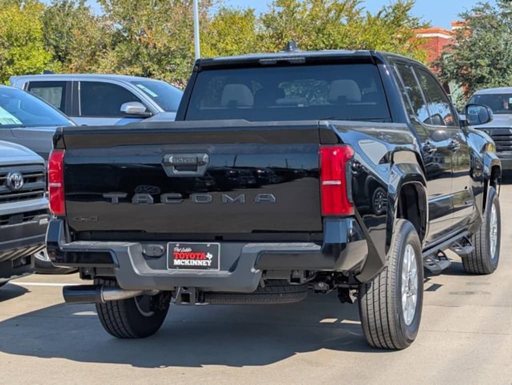 New 2025 Toyota Tacoma SR5 Truck Double Cab