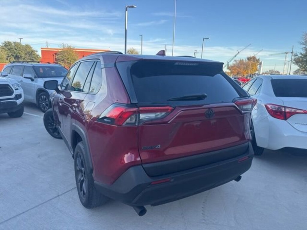 Used 2021 Toyota RAV4 LE SUV