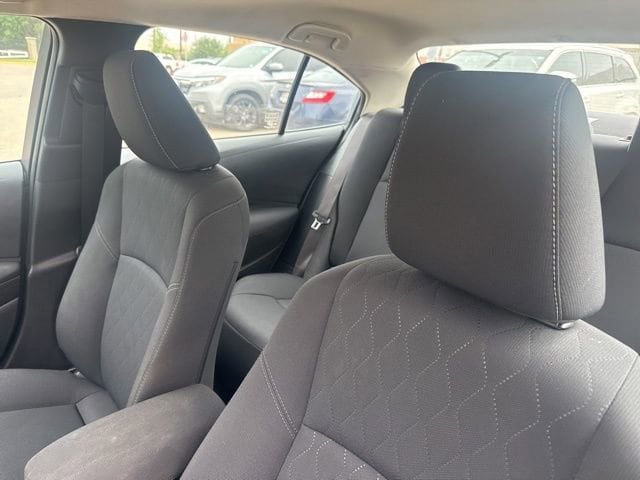 2023 Toyota Corolla LE - Photo 9