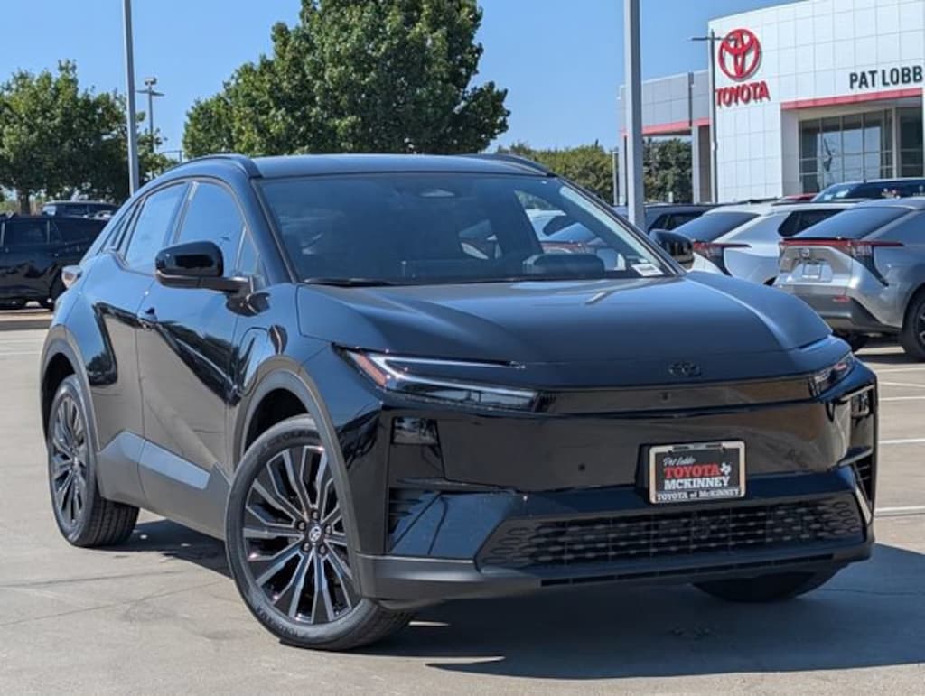 New 2026 Toyota C-HR XSE SUV