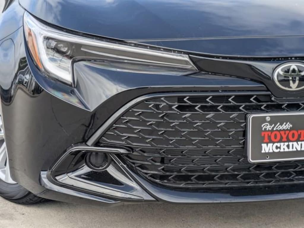 New 2025 Toyota Corolla Hatchback SE Hatchback