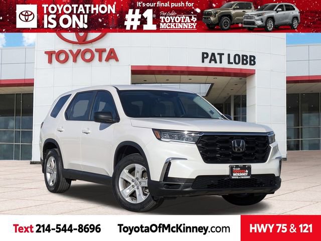 2023 Honda Pilot LX's photo