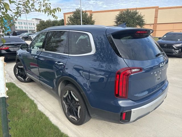 2024 Kia Telluride S photo 3