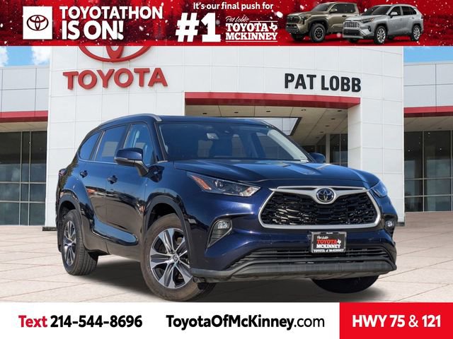 2023 Toyota Highlander XLE's photo