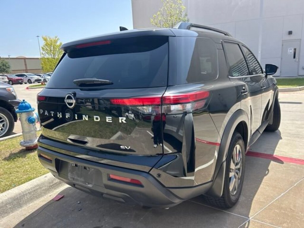 Used 2024 Nissan Pathfinder SV SUV