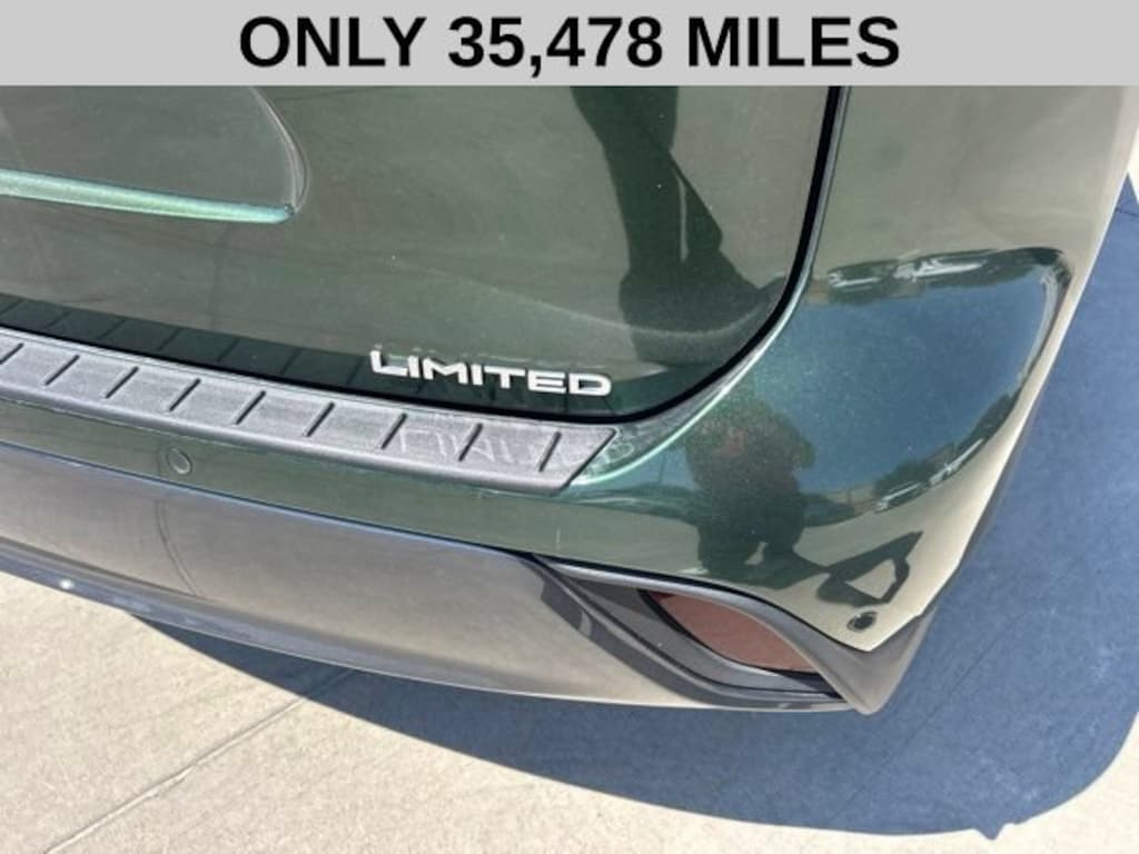 Used 2024 Toyota Highlander Limited SUV