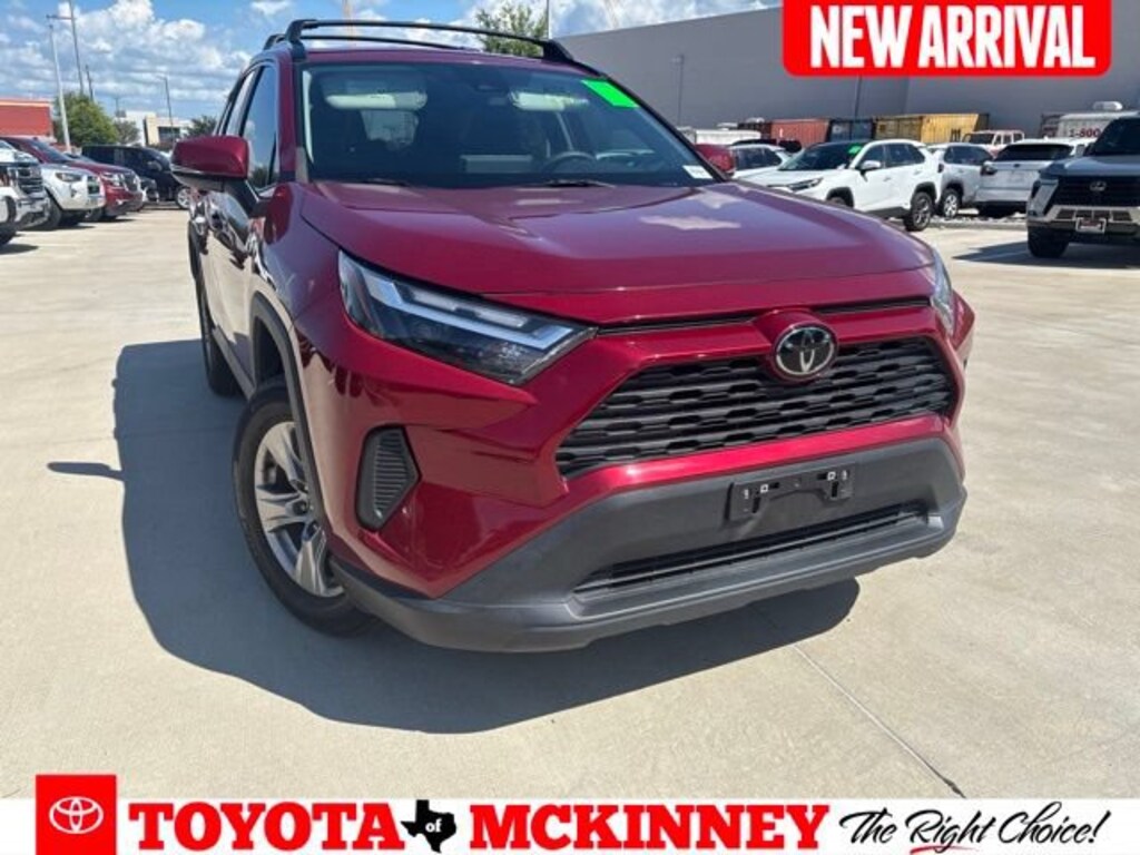 Used 2023 Toyota RAV4 XLE SUV