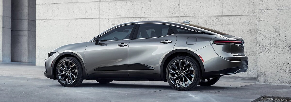 2023ToyotaCrown-header-01.jpg