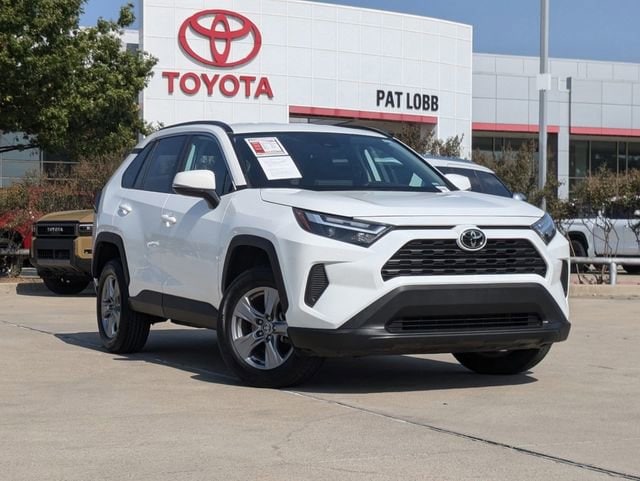 Used 2022 Toyota RAV4 XLE with VIN 2T3W1RFV0NW209451 for sale in Mckinney, TX