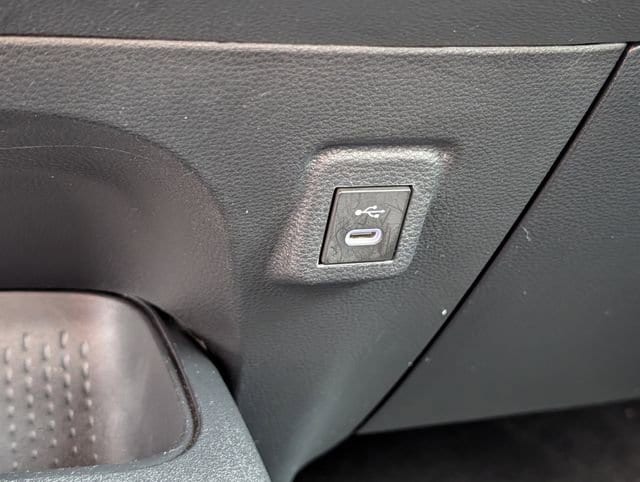 2024 Toyota Corolla LE - Photo 17