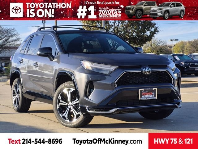2025 Toyota RAV4 XSE's photo