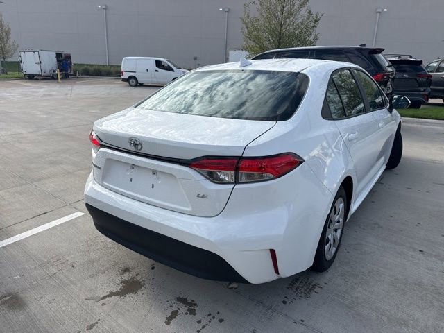 2024 Toyota Corolla LE photo 3