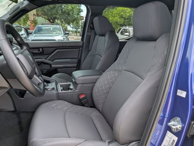 2025 Toyota Tacoma SR5 - Photo 20