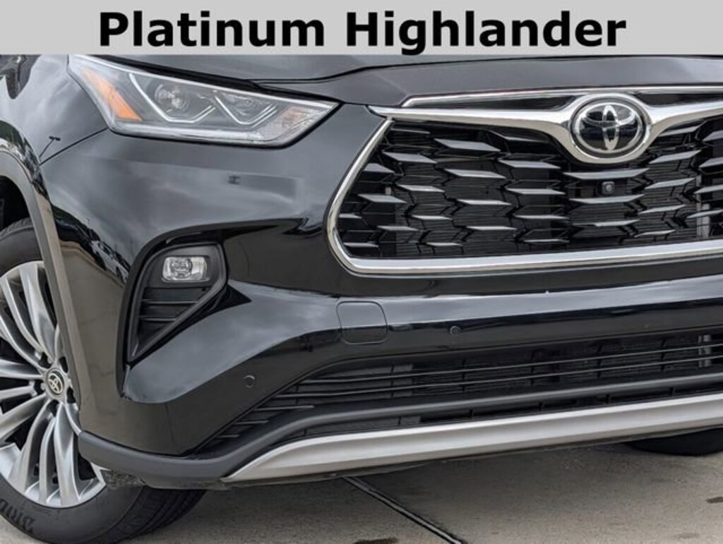 Used 2025 Toyota Highlander Platinum SUV