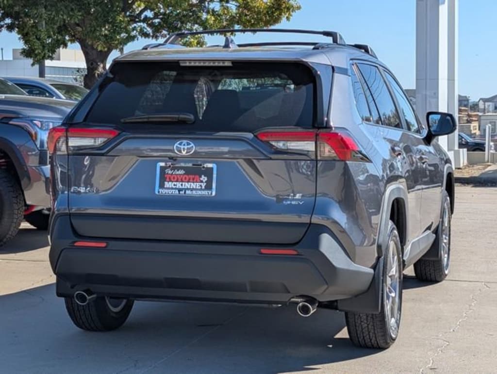 New 2025 Toyota RAV4 Hybrid LE SUV