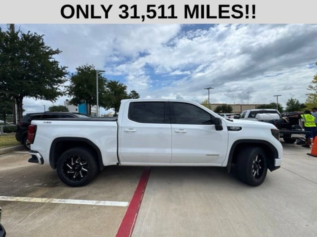 Used 2024 GMC