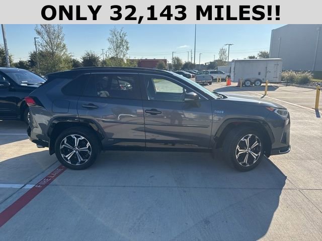 2021 Toyota RAV4 Prime XSE photo 2
