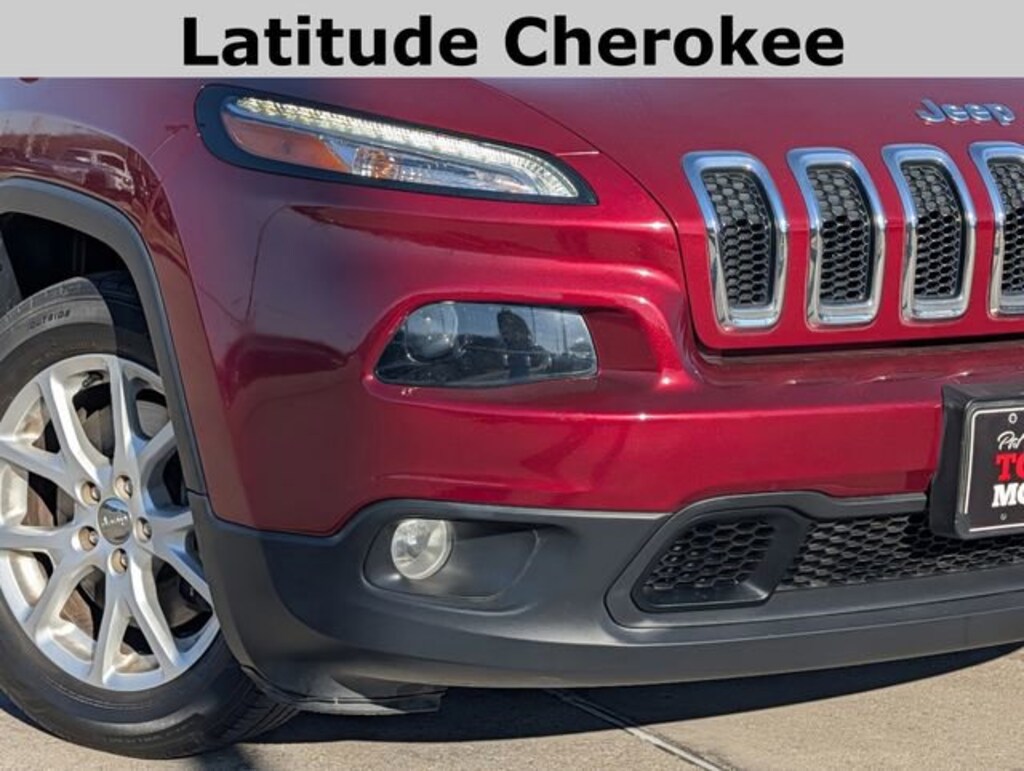 Used 2017 Jeep Cherokee Latitude SUV