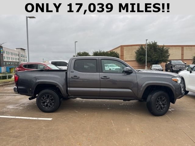 2023 Toyota Tacoma SR5 photo 2