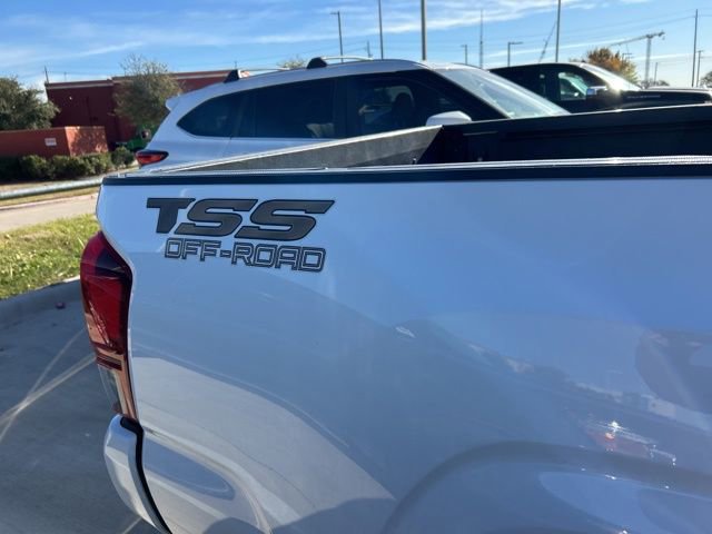 2023 Toyota Tacoma SR photo 4