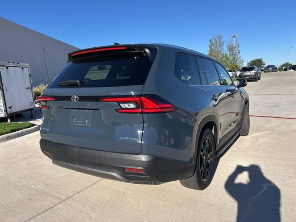 Used 2024 Toyota Grand Highlander Hybrid Limited SUV
