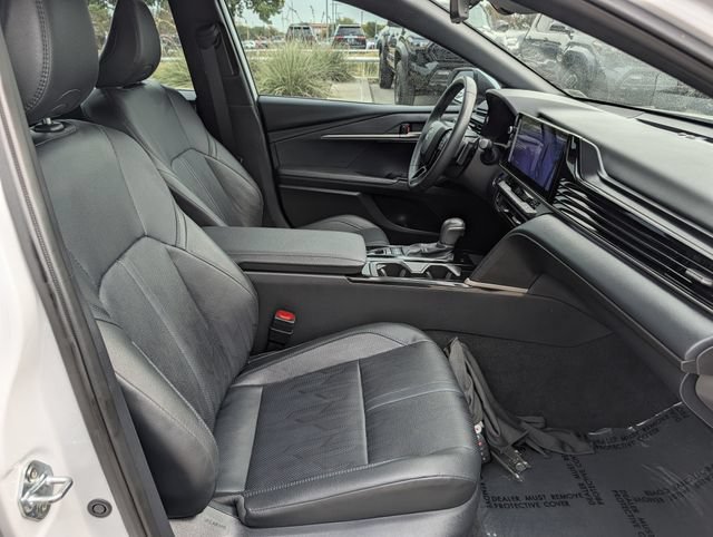 2025 Toyota Camry XSE - Photo 31