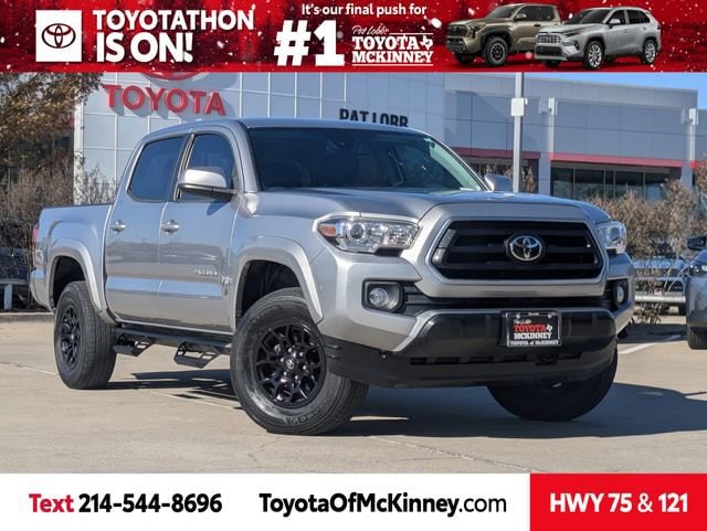 2020 Toyota Tacoma SR5's photo